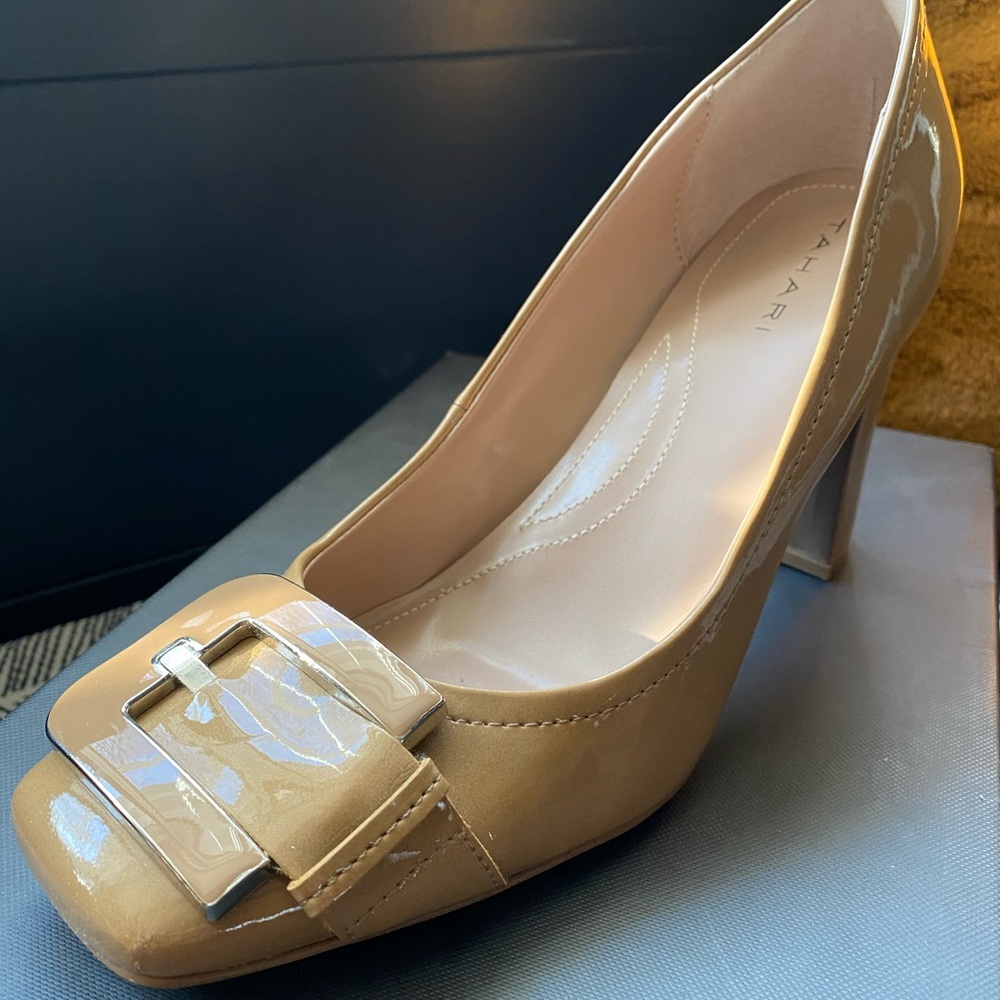 Tahari Patent Beige Graduate Pumps